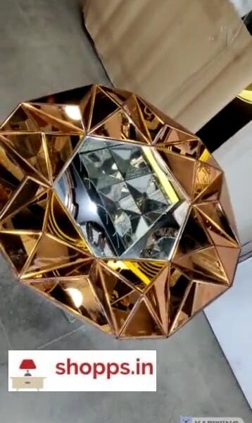 Pyramid shaped Mirror
