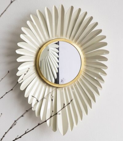 Snow white Mirror