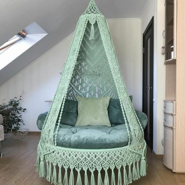 Macrame jhula color